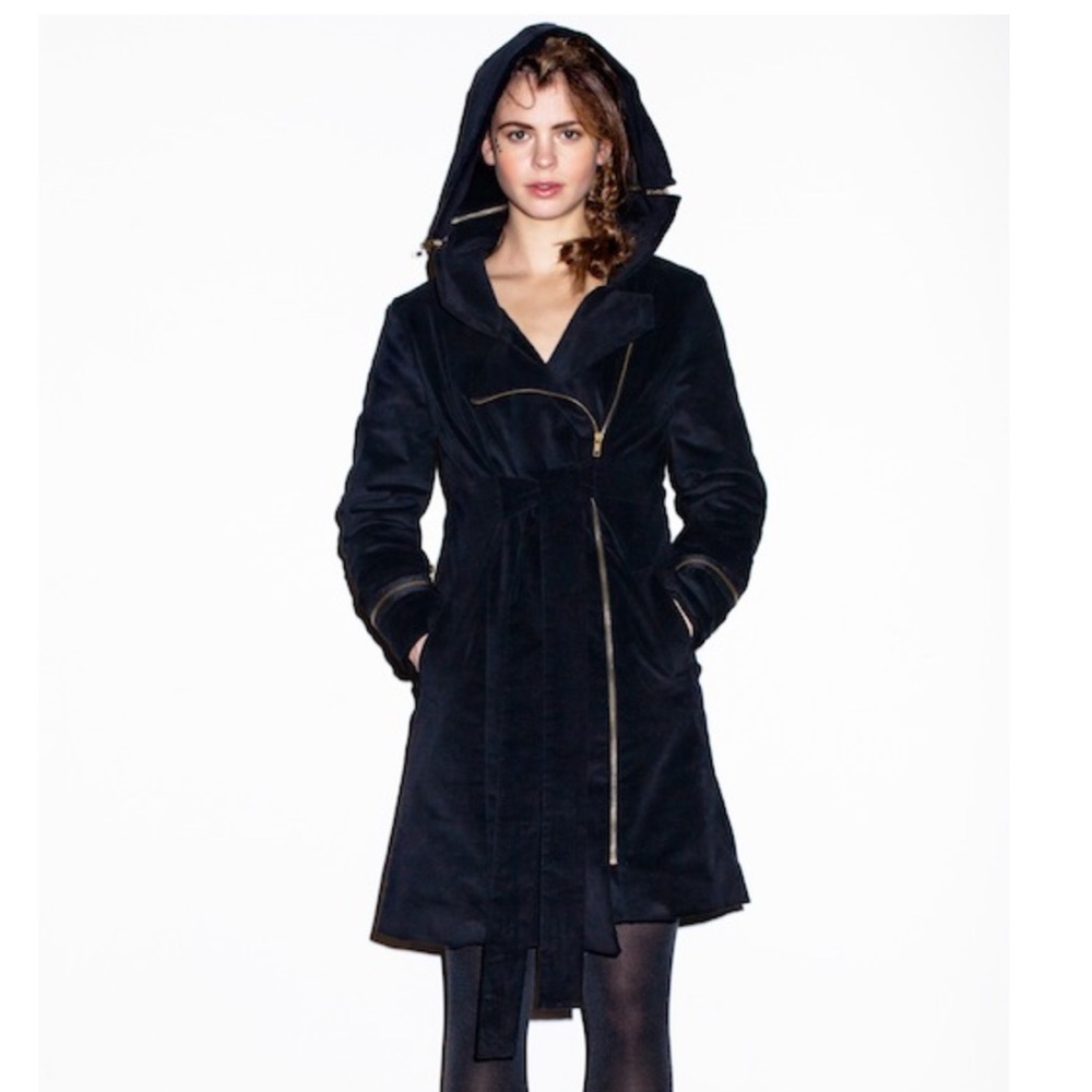 Vintage *RARE* discontinued Vaute Couture Emily vegan designer coat